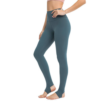 Foot Stepping Sports Yoga Pants Capri Solid Slim Fit High Waist Training Leggings